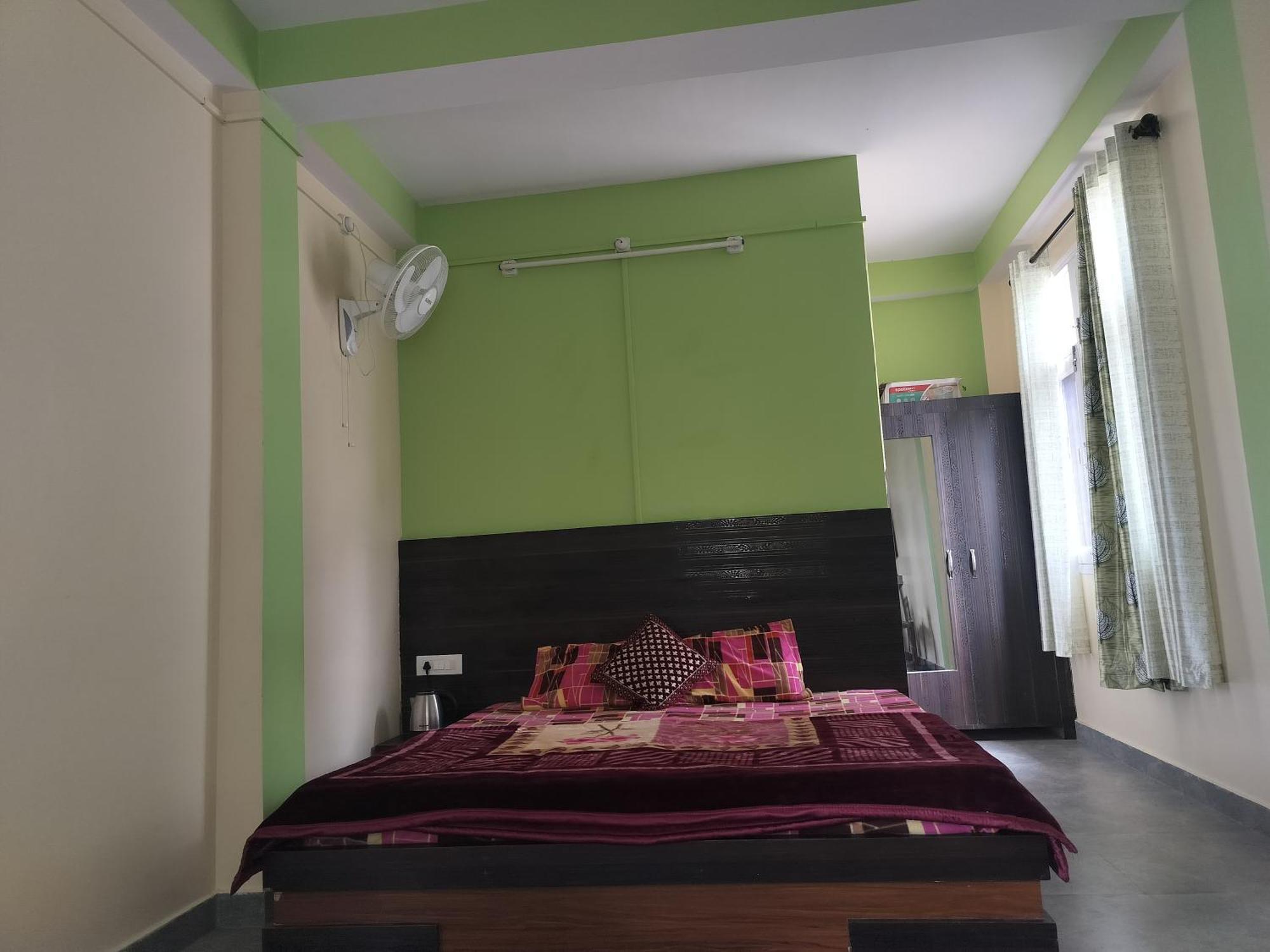 Tree Valley Homestay Чейл Экстерьер фото
